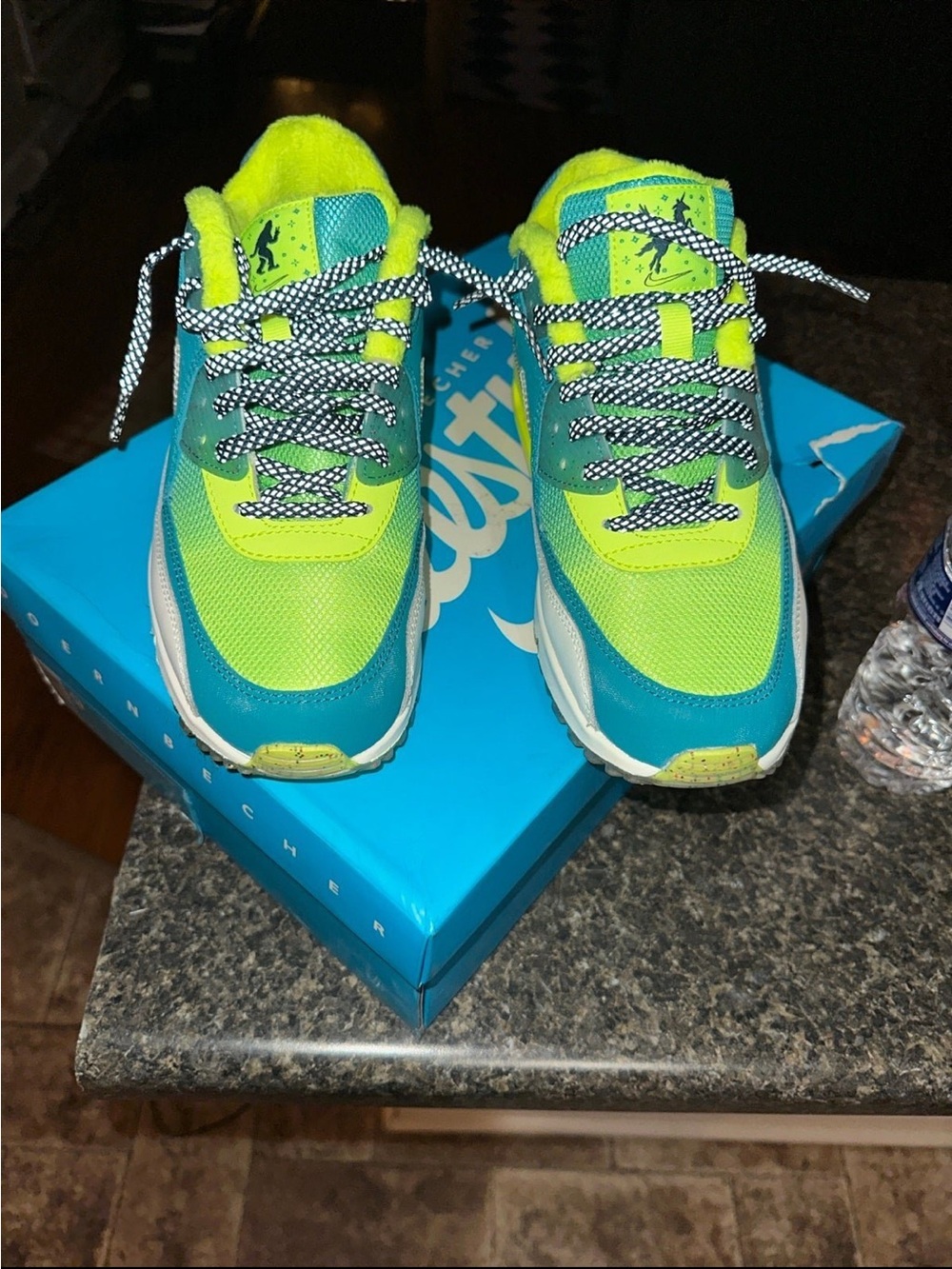 Nike Women’s Neon Green & Teal Athletic Sneakers